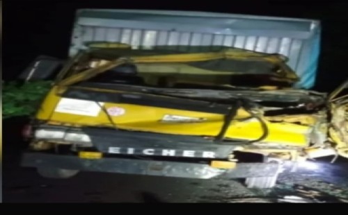 বগুড়ায় ট্রাকের পেছনে কাভার্ড ভ্যানের ধাক্কা, শিশুসহ নিহত-২ 