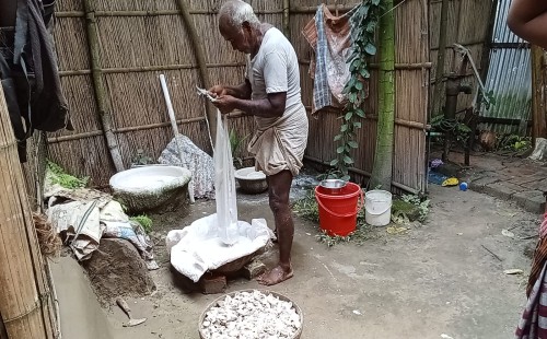 ঠাকুরগাঁওয়ে বিলুপ্তির পথে চুন শিল্প 